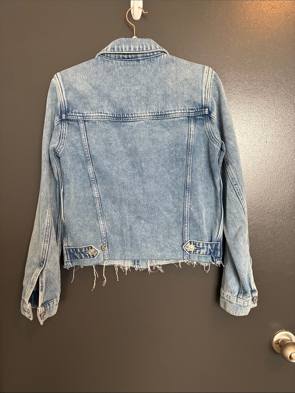 PAIGE Light Blue Denim Rowan Jacket with Raw Hem pearl blue Sz XS - Picture 8 of 10